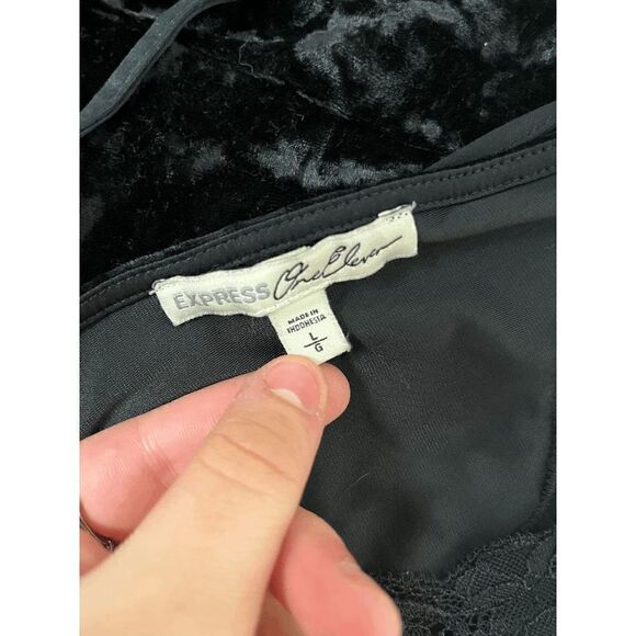 Express one eleven Womens Spaghetti Strap Deep V neck Velvet Top Black Lace Romp - Picture 3 of 10